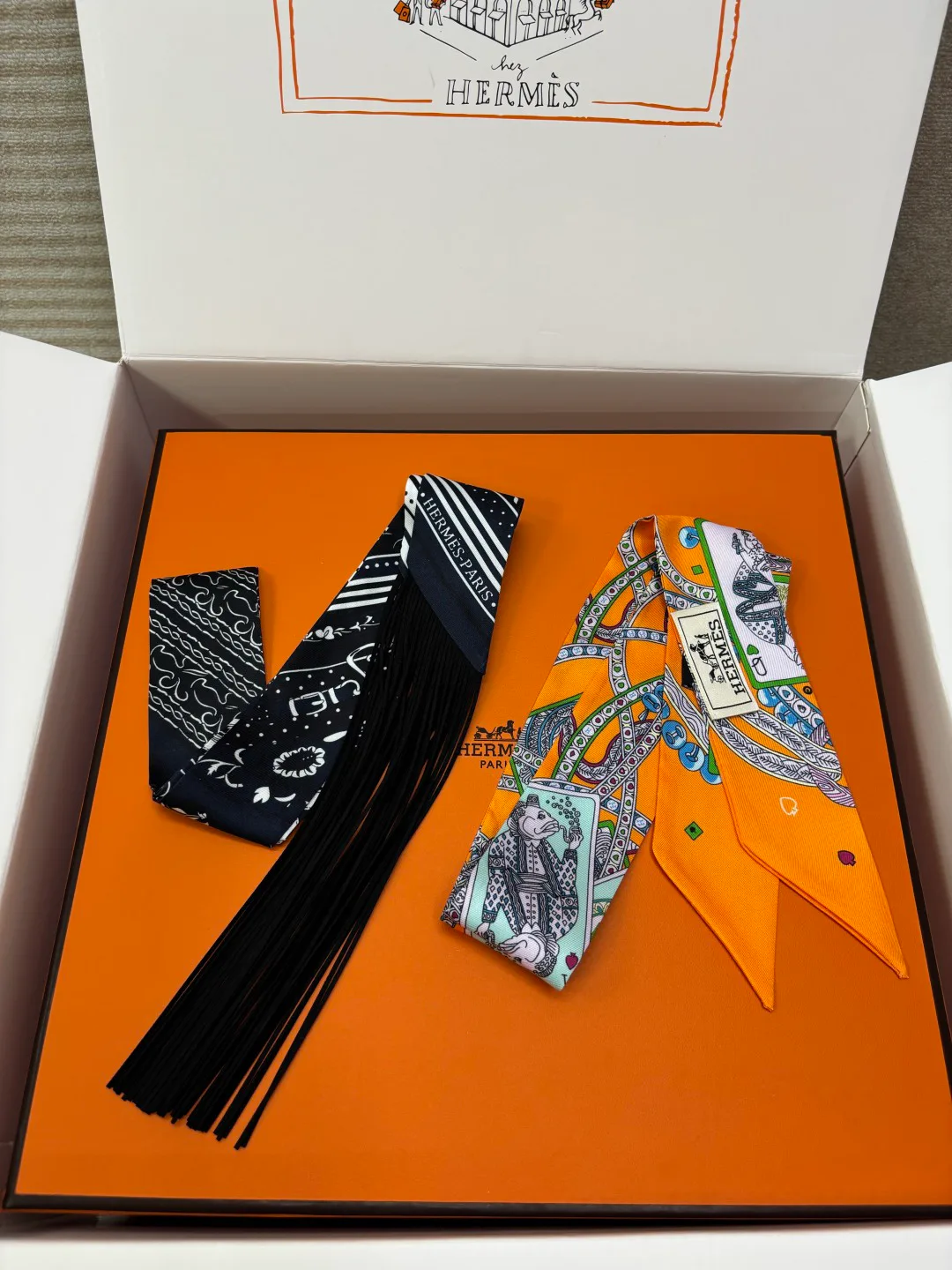 Silk Scarves HERMES 18127254