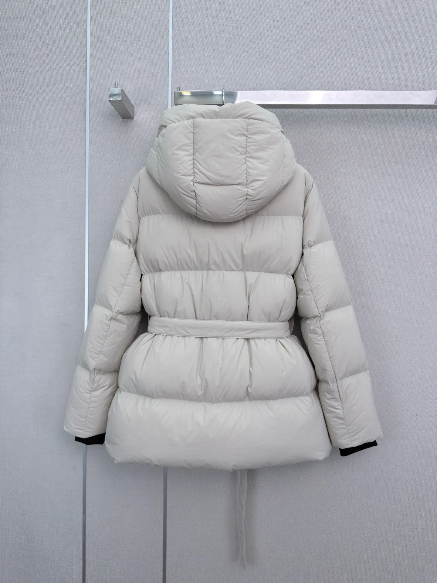Women's Jackets And Down Jackets PRADA 18185800