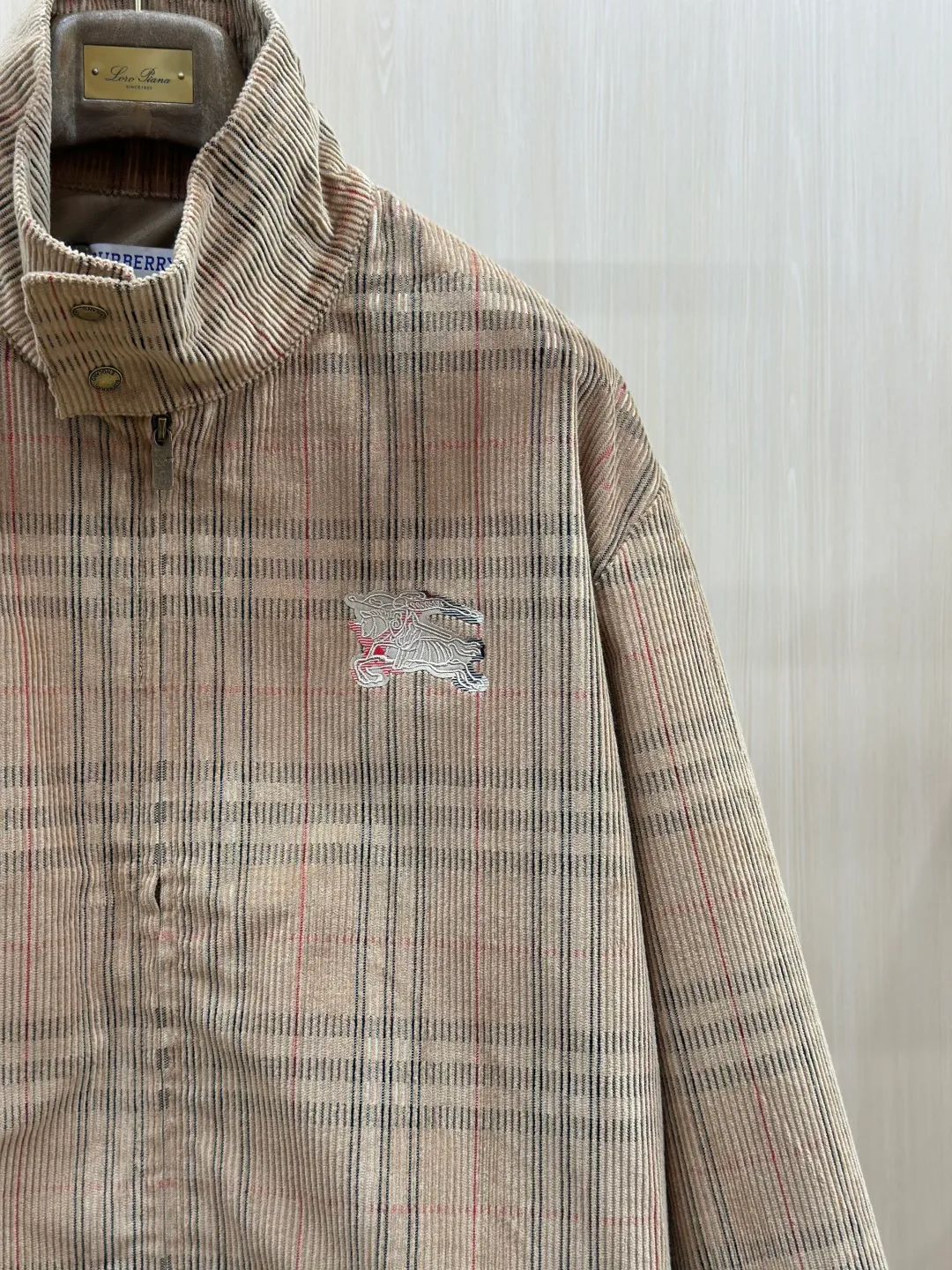 Куртки И Пуховики Мужские Burberry 18599289