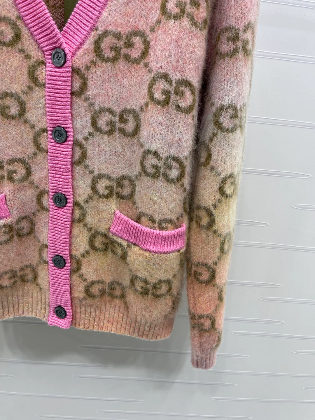 Women's Jumpers And Sweaters GUCCI 18437200