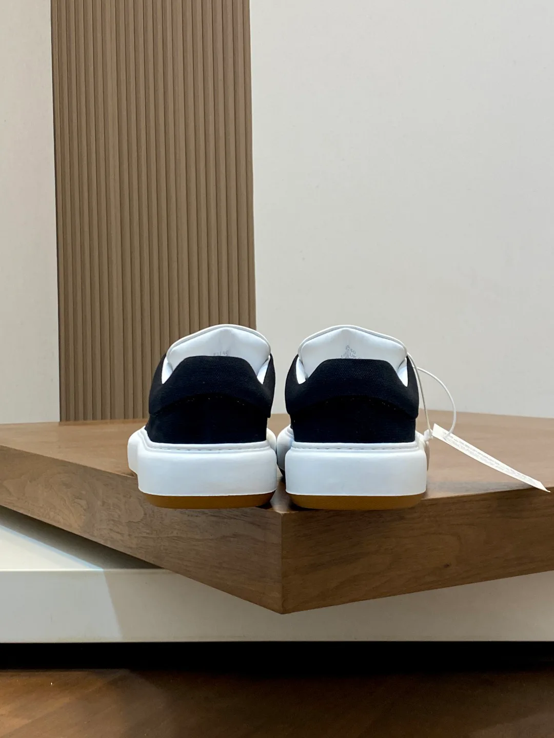 Men's Sneakers GIVENCHY 18449132