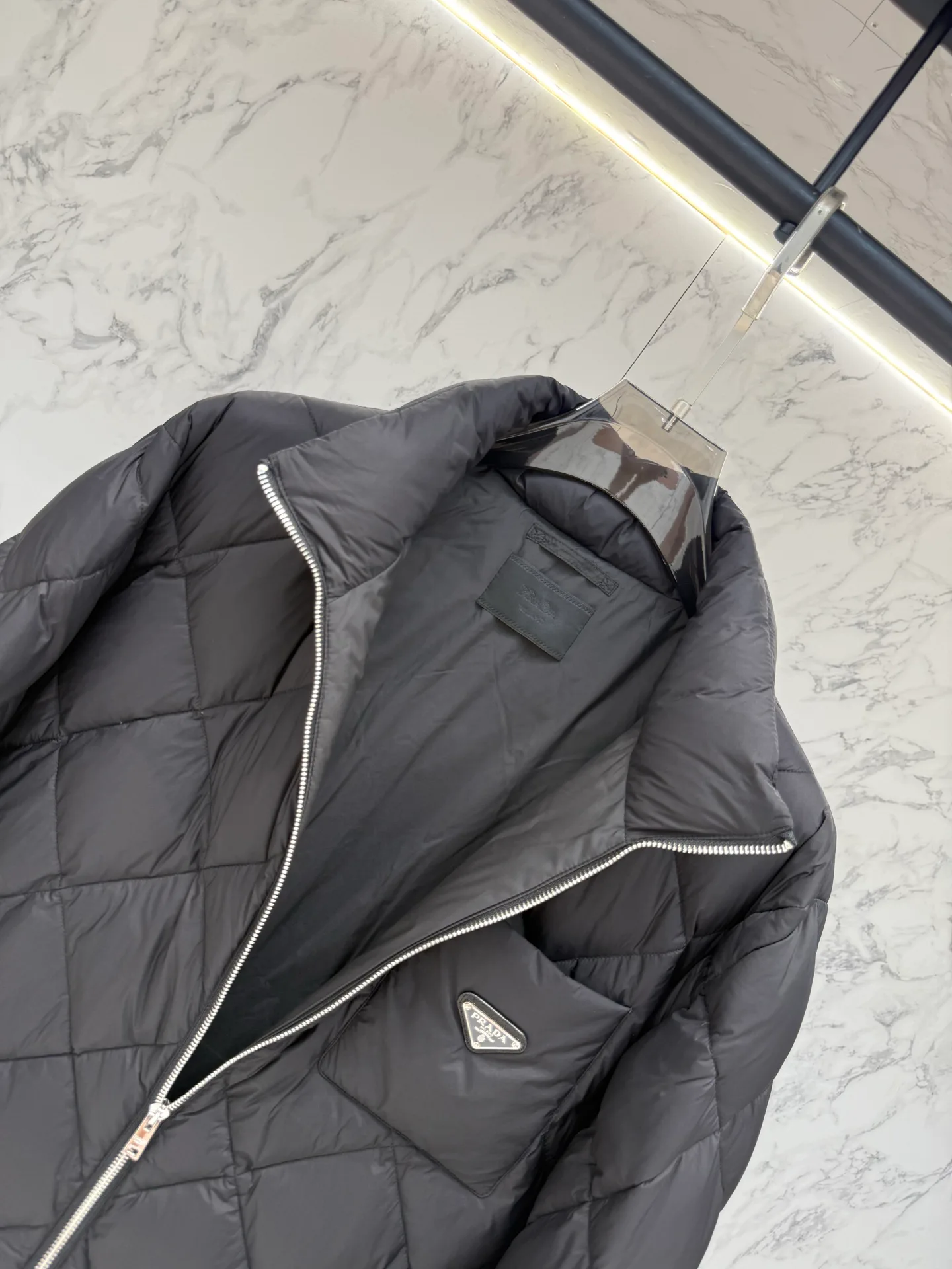 Women's Jackets And Down Jackets PRADA 18480923