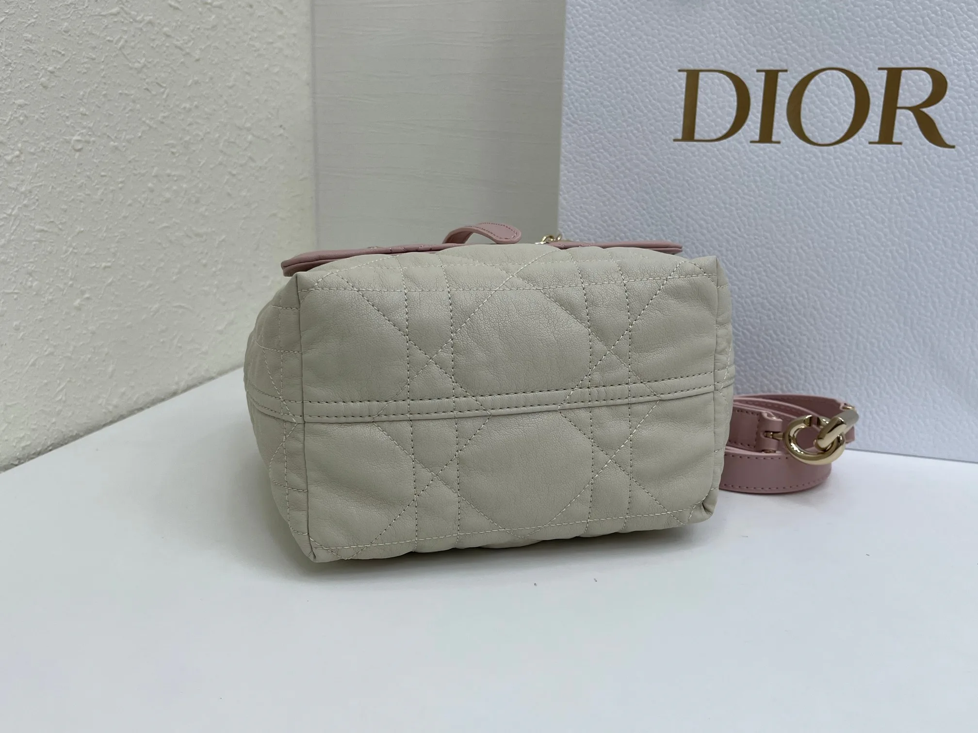 Women's Classic Handbags CHRISTIAN DIOR 17345152
