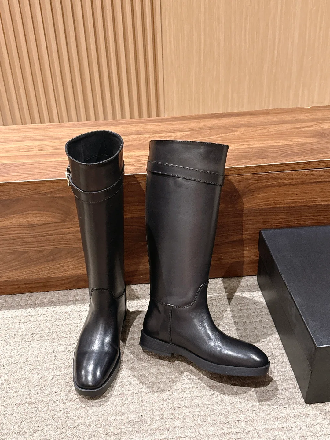 Women's Boots CHANEL 17820621