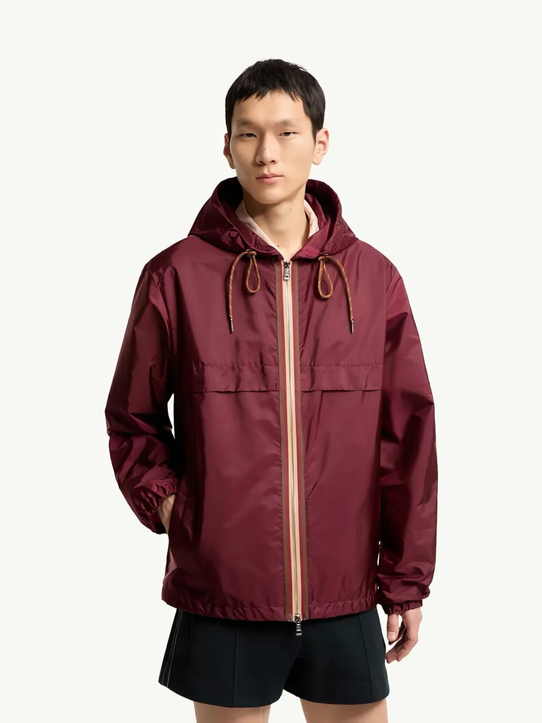 Women's Jackets And Down Jackets MONCLER 18002114