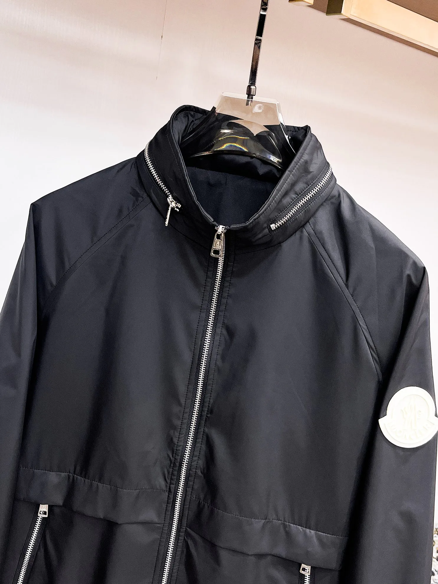 Men's Jackets And Down Jackets MONCLER 18197234