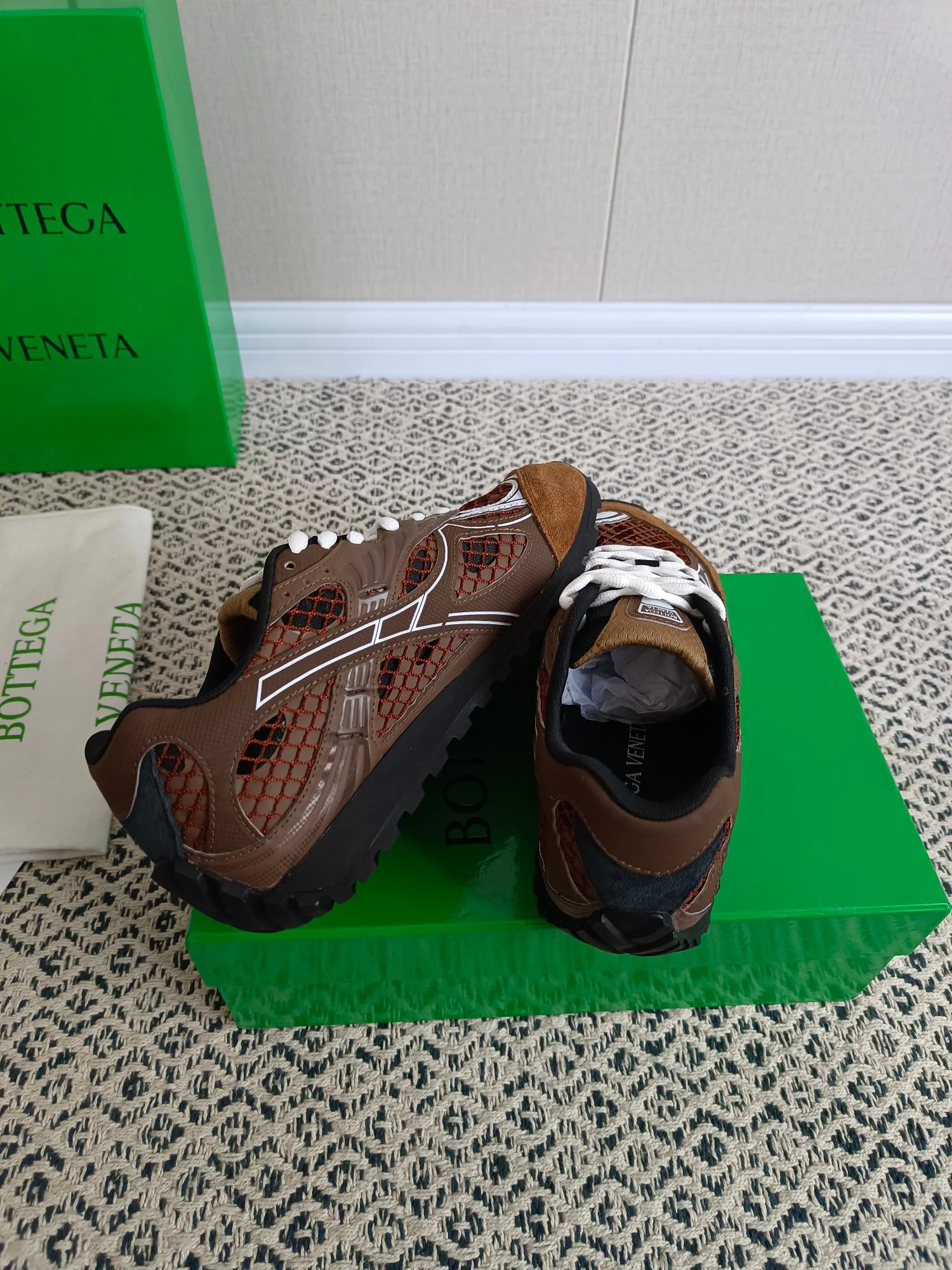 Women's Sneakers BOTTEGA VENETA 18273982