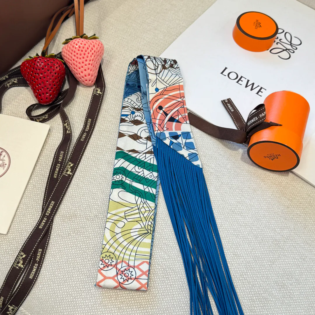 Silk Scarves HERMES 18003414