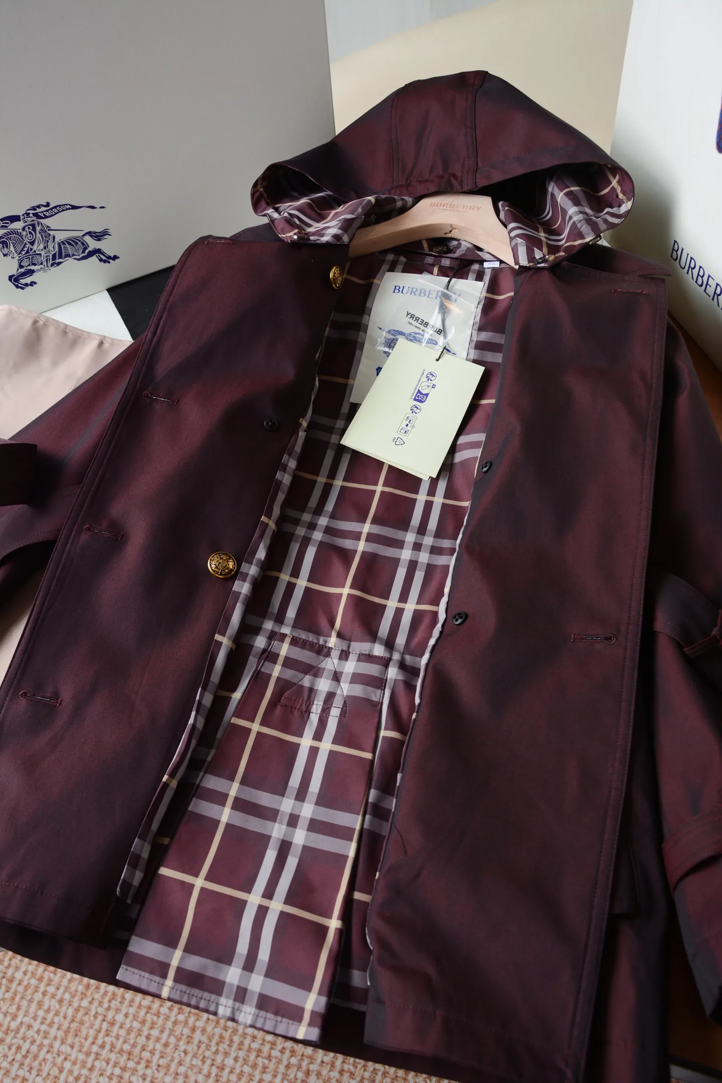 Women's Trench Coats BURBERRY 17916166