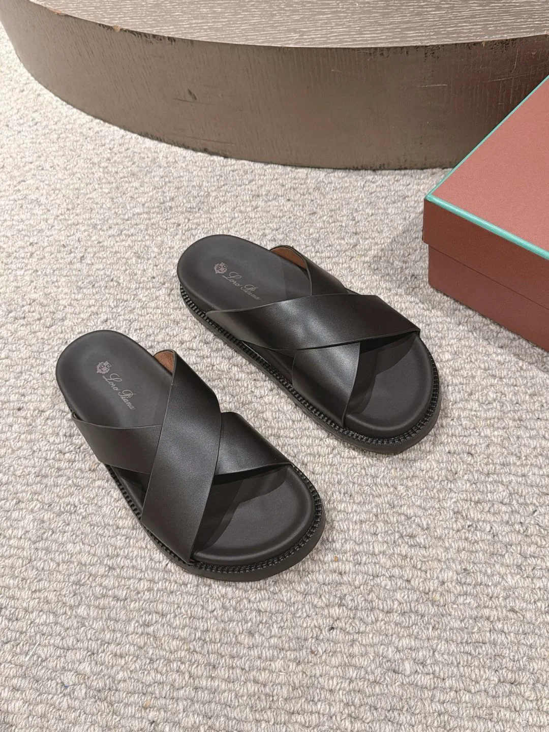 Men's Flip-Flops LORO PIANA 17688125
