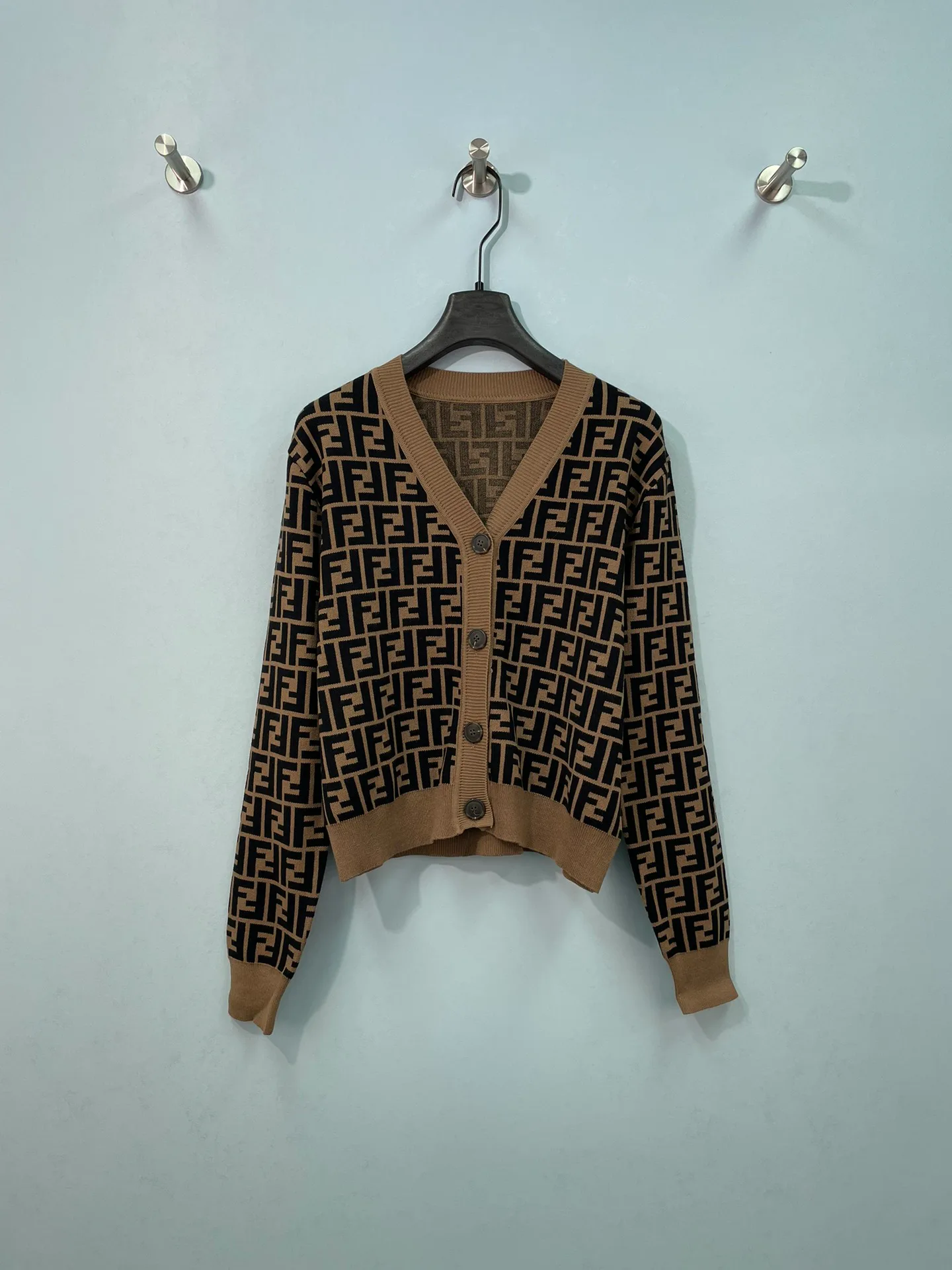 Women's Jumpers And Sweaters FENDI 18151200
