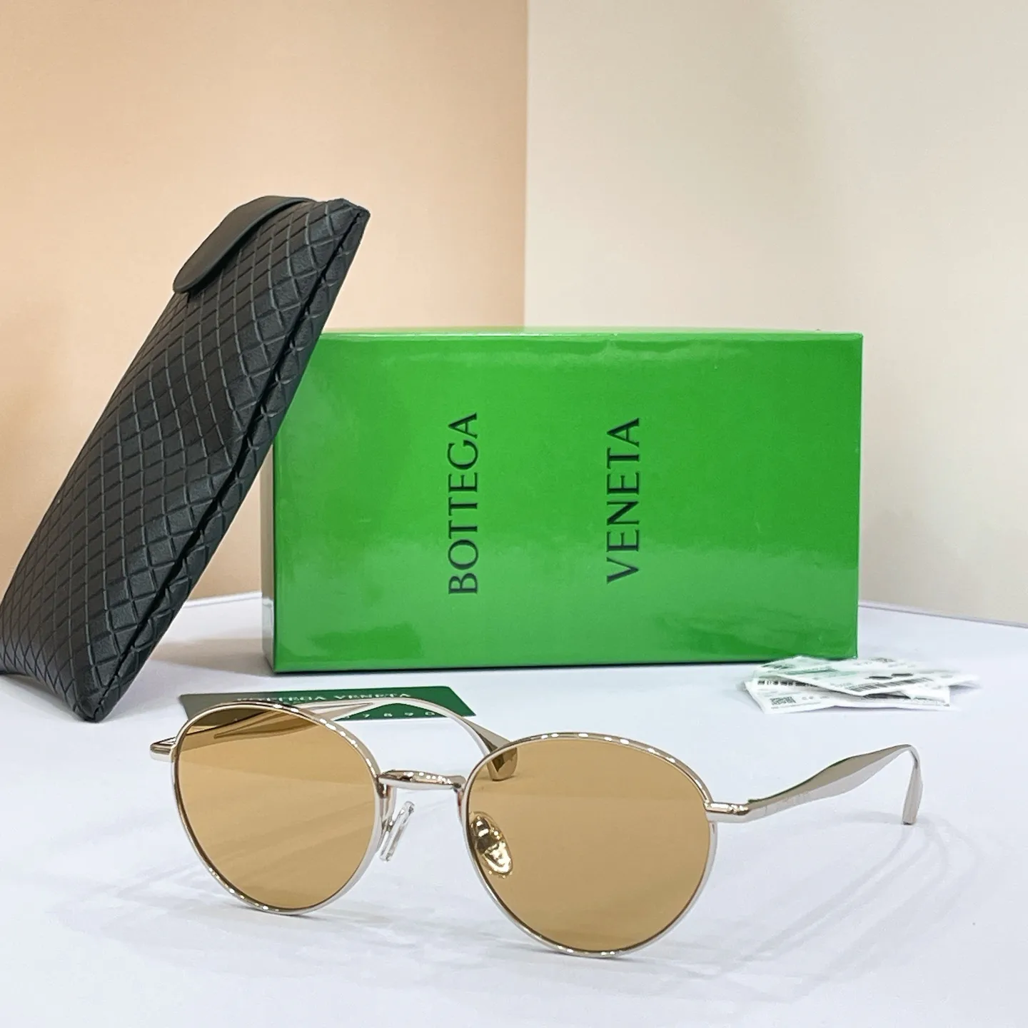 Glasses BOTTEGA VENETA 17381301