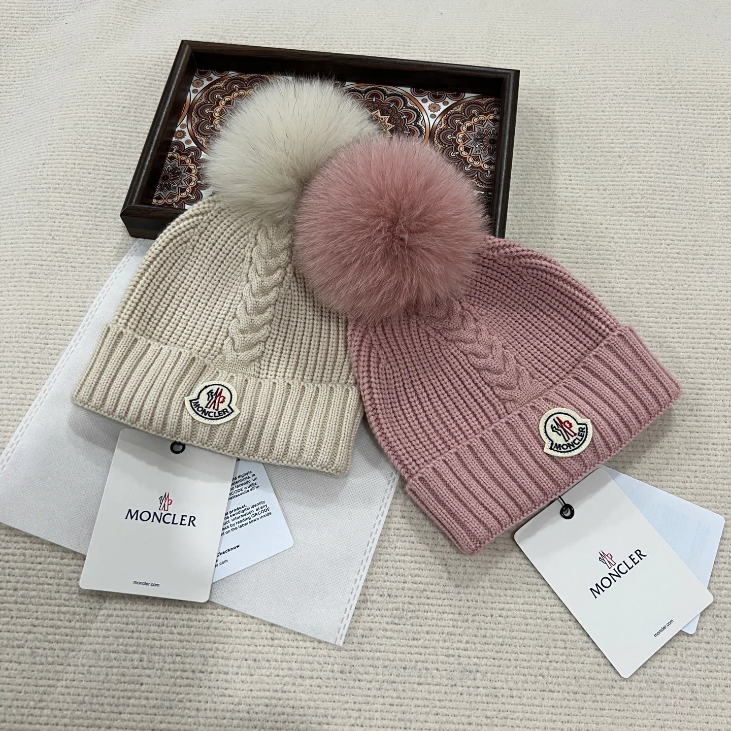 Hats MONCLER 18077746