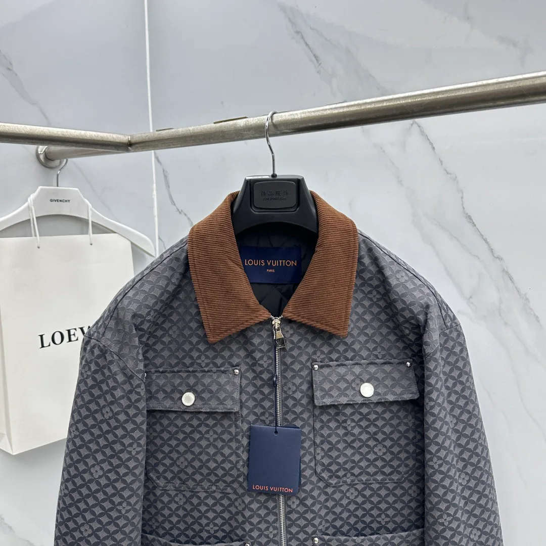 Men's Jackets And Down Jackets LOUIS VUITTON 17810341