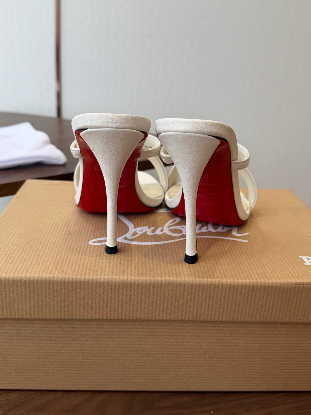 Women's Open-Toe Sandals CHRISTIAN LOUBOUTIN 18183090