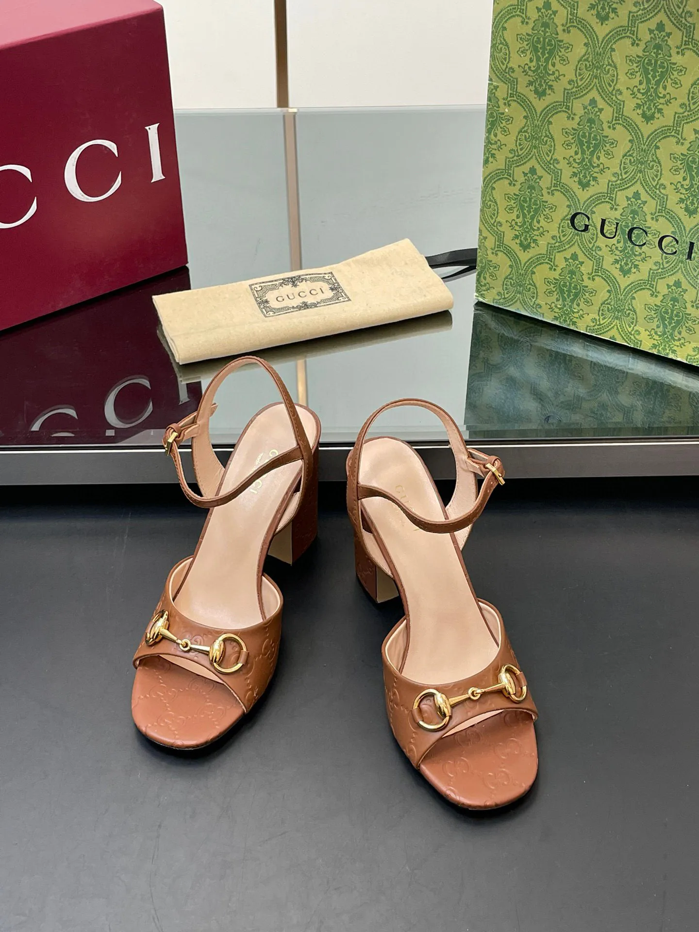 Women's Open-Toe Sandals GUCCI 17614708