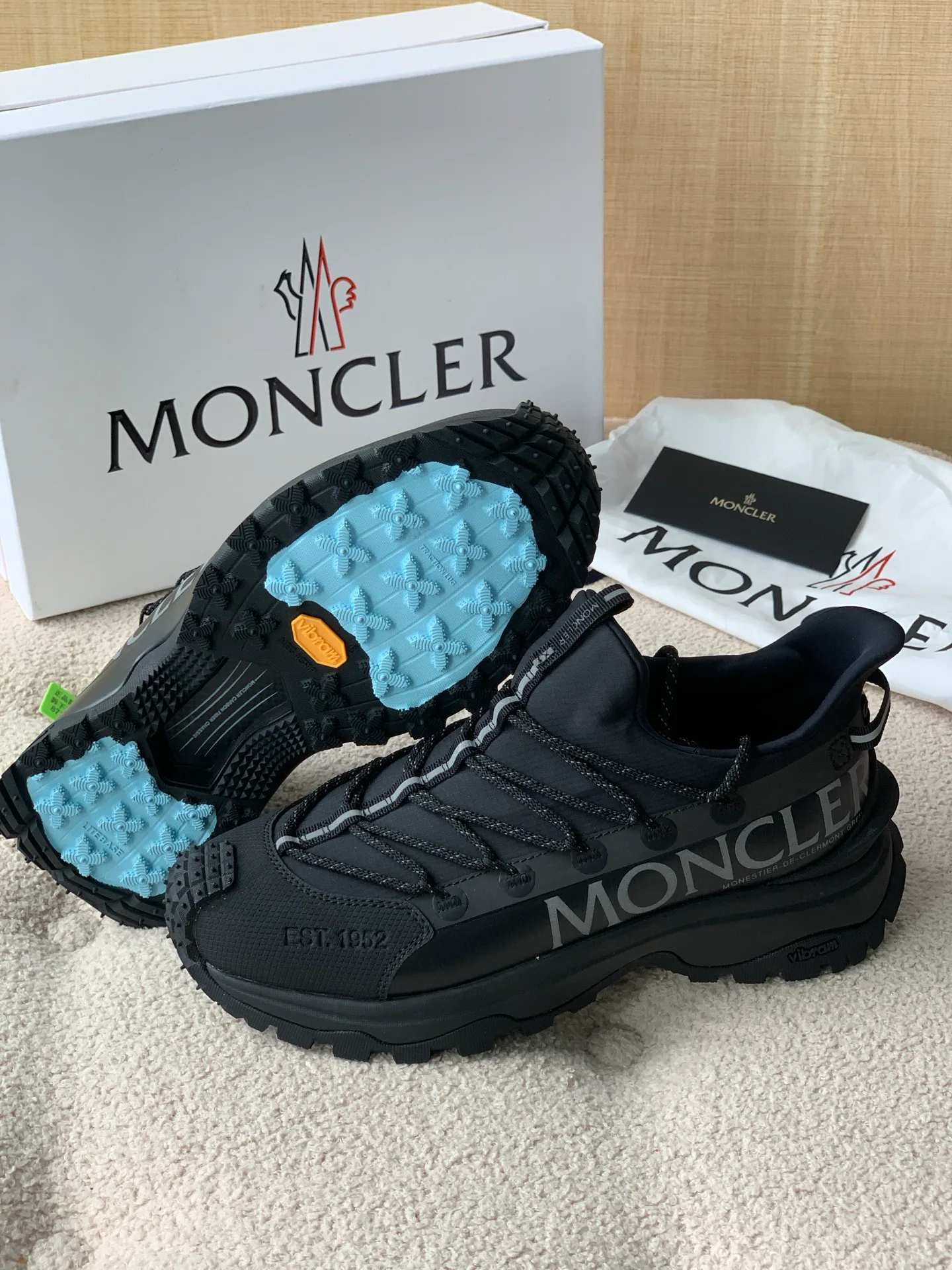 Women's Sneakers MONCLER 17760085