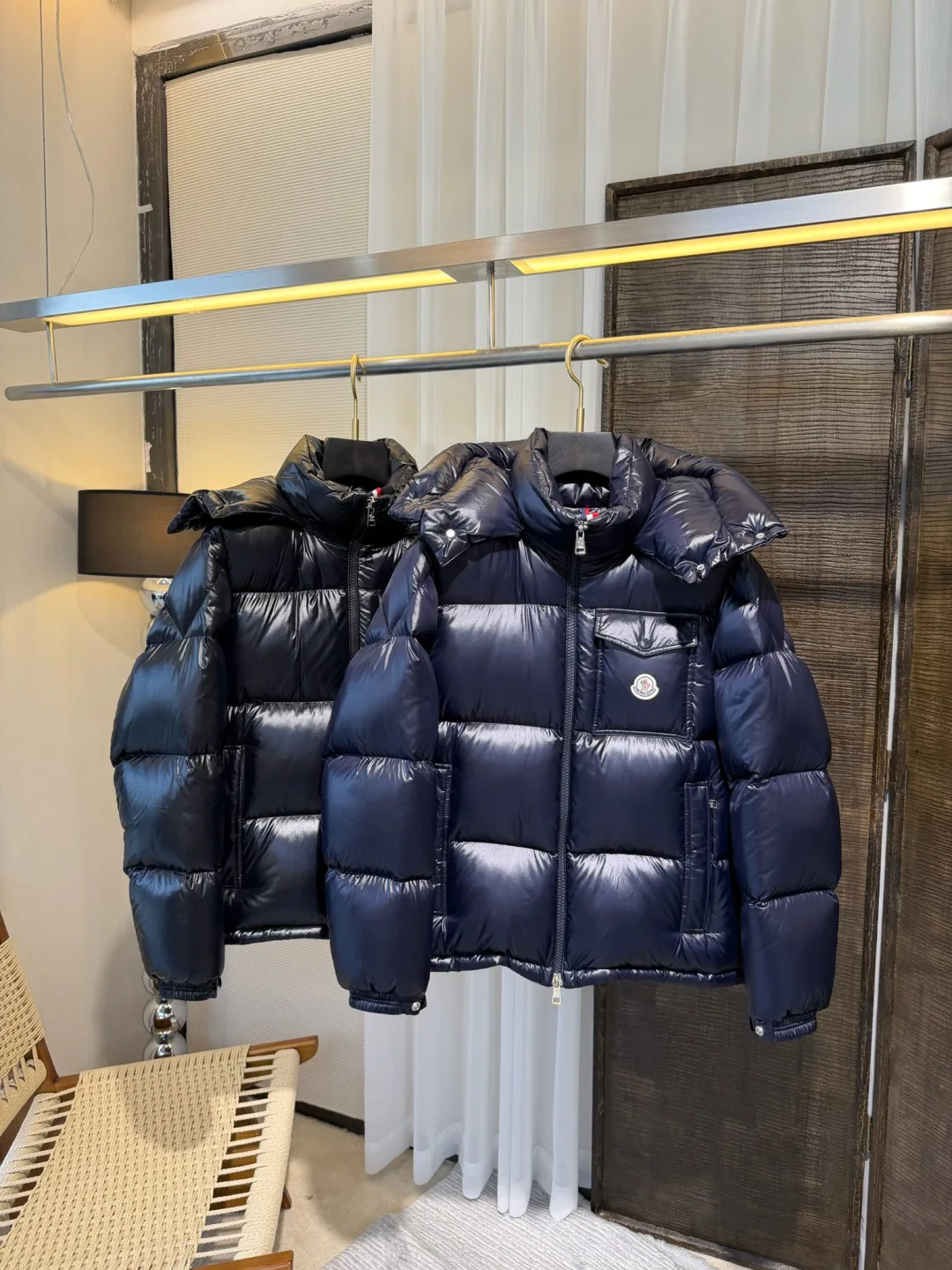 Women's Jackets And Down Jackets MONCLER 17852931