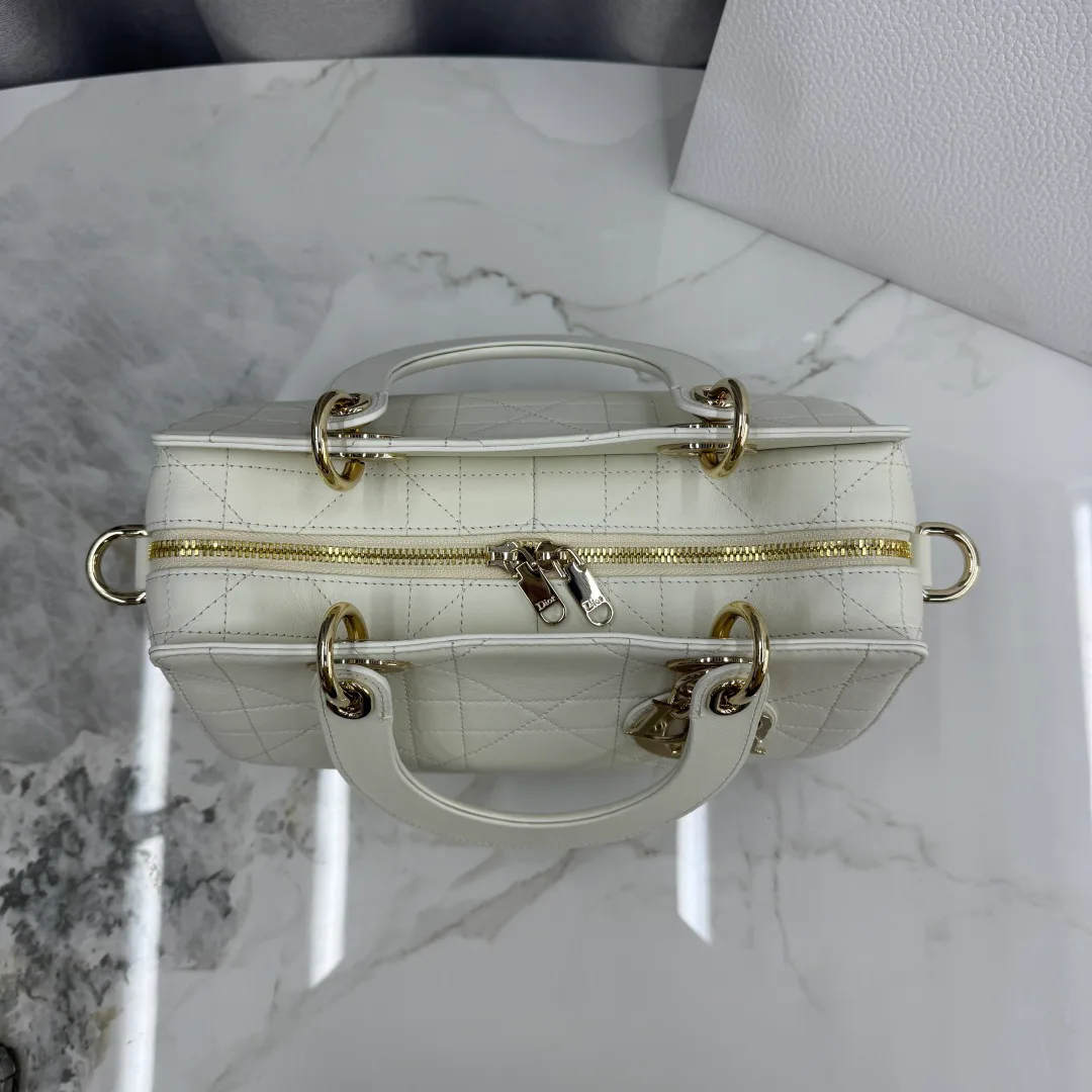Women's Classic Handbags CHRISTIAN DIOR 18116303