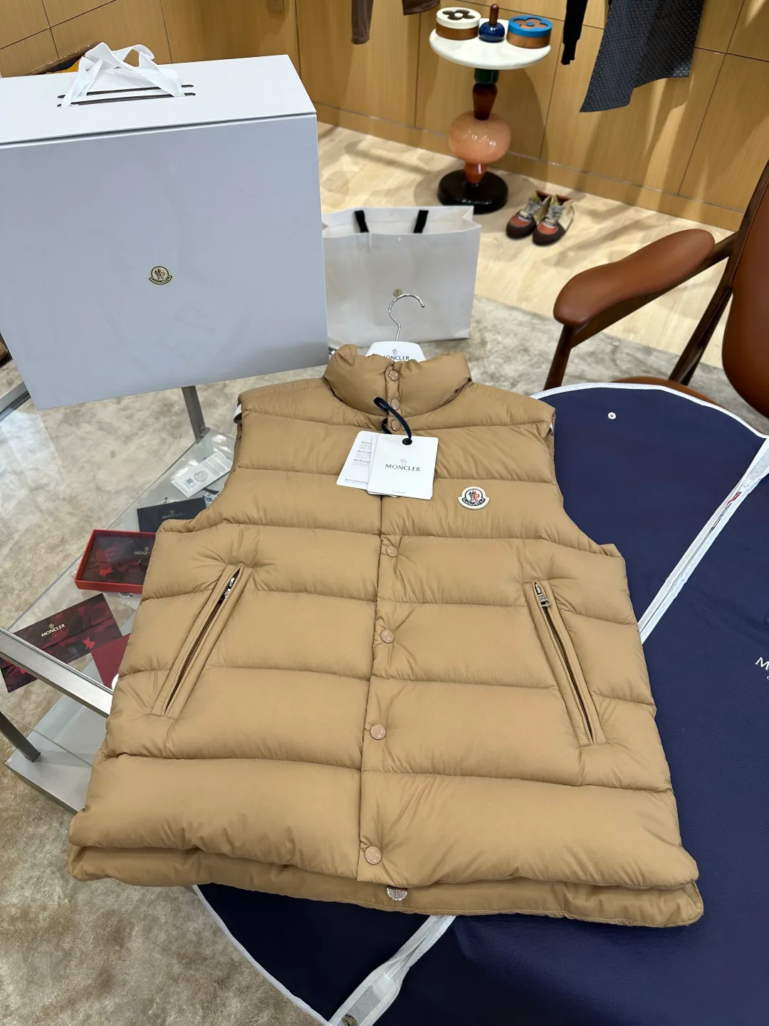 Men's Vests MONCLER 18260929
