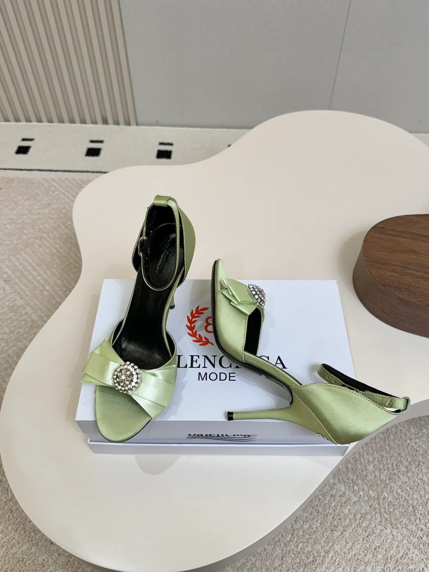 Women's Open-Toe Sandals BALENCIAGA 18083173