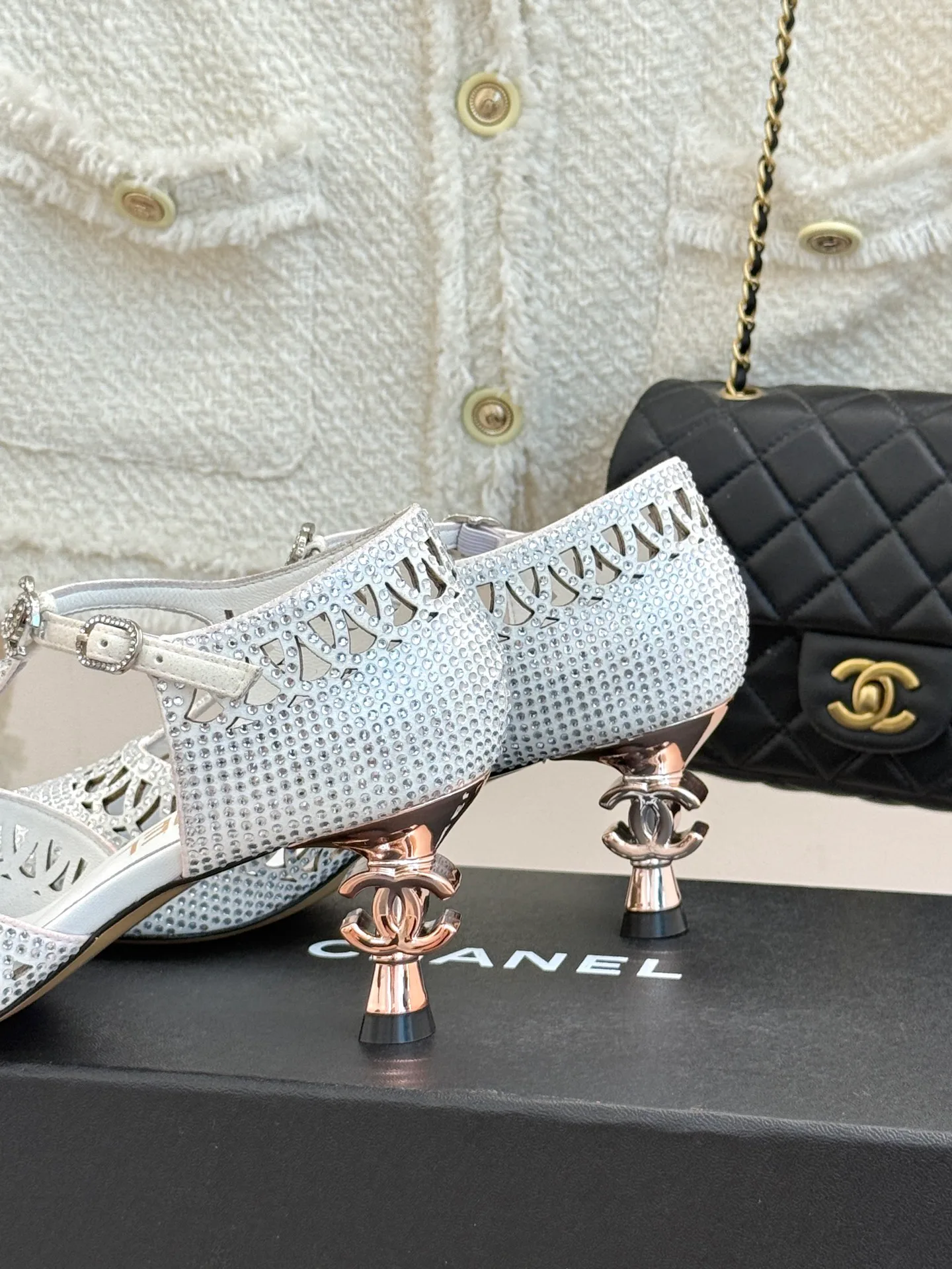 Women's Open-Toe Sandals CHANEL 17425317