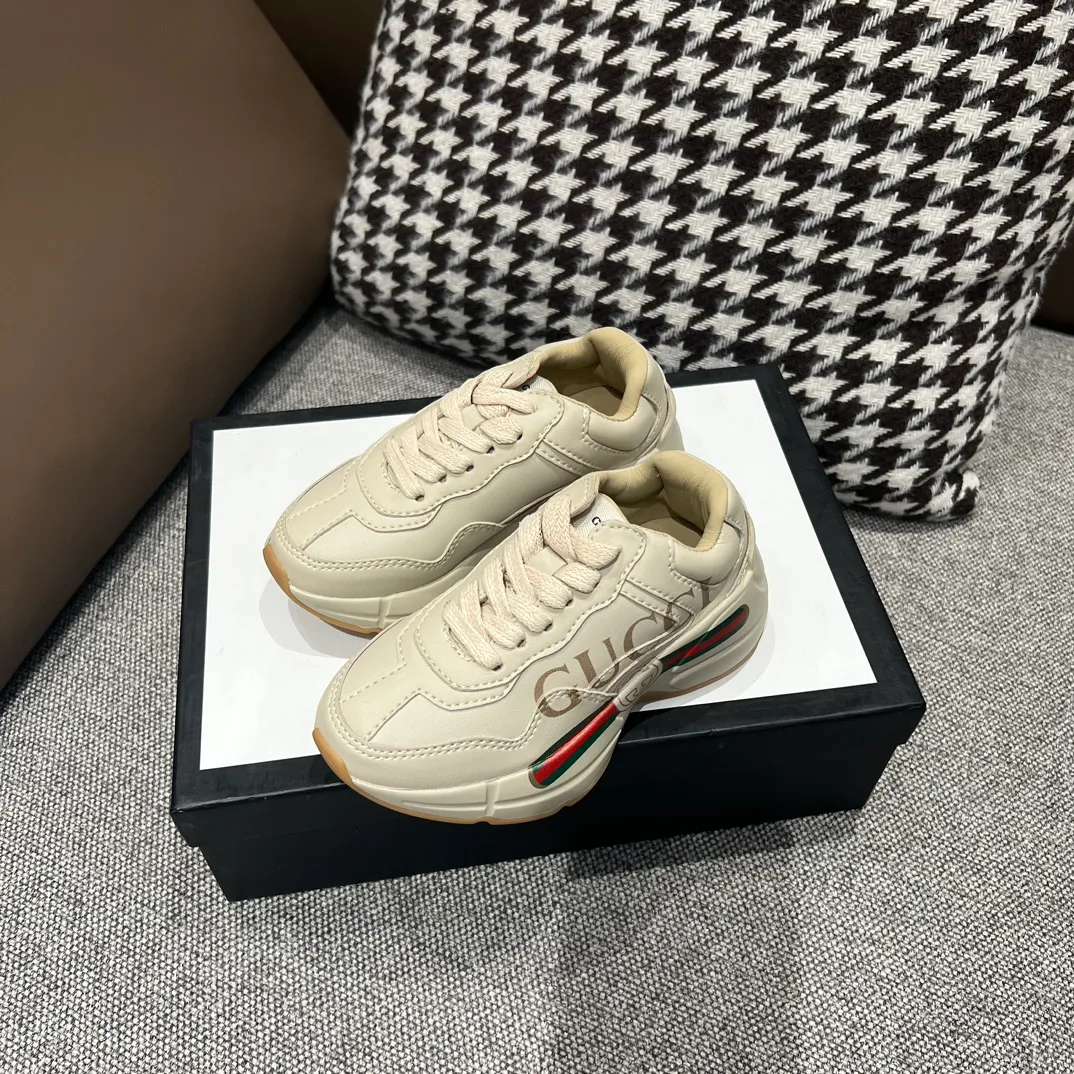 Women's Sneakers GUCCI 18075509