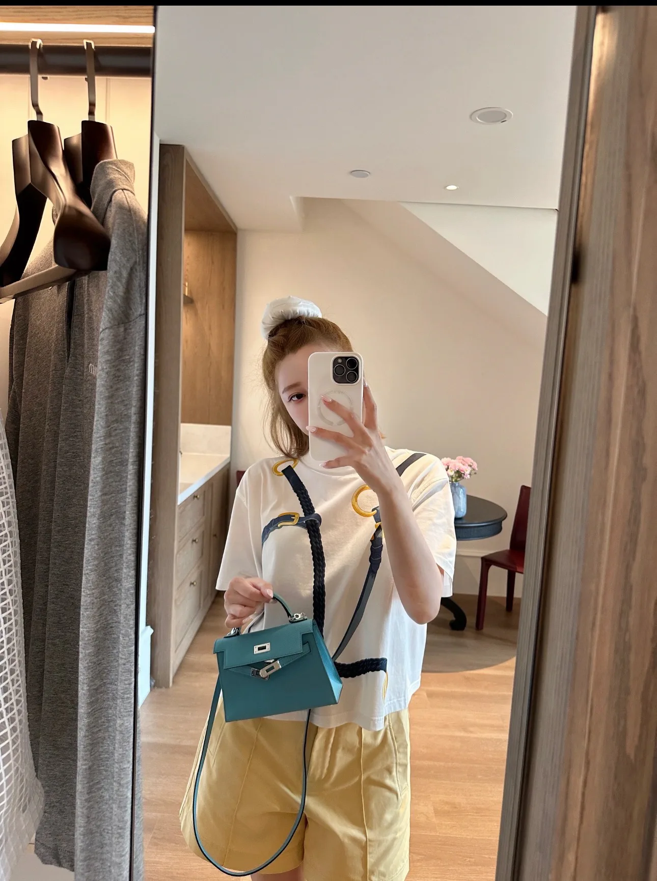 Women's T-Shirts HERMES 18308194