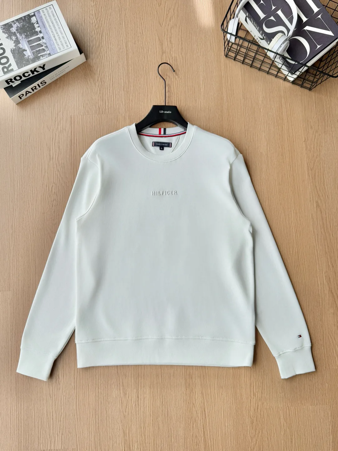 Women's Sweatshirts And Hoodies TOMMY HILFIGER 18182380