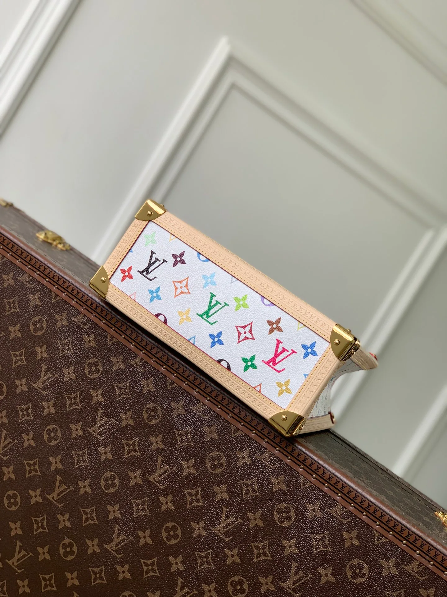 Women's Classic Handbags LOUIS VUITTON 18412574