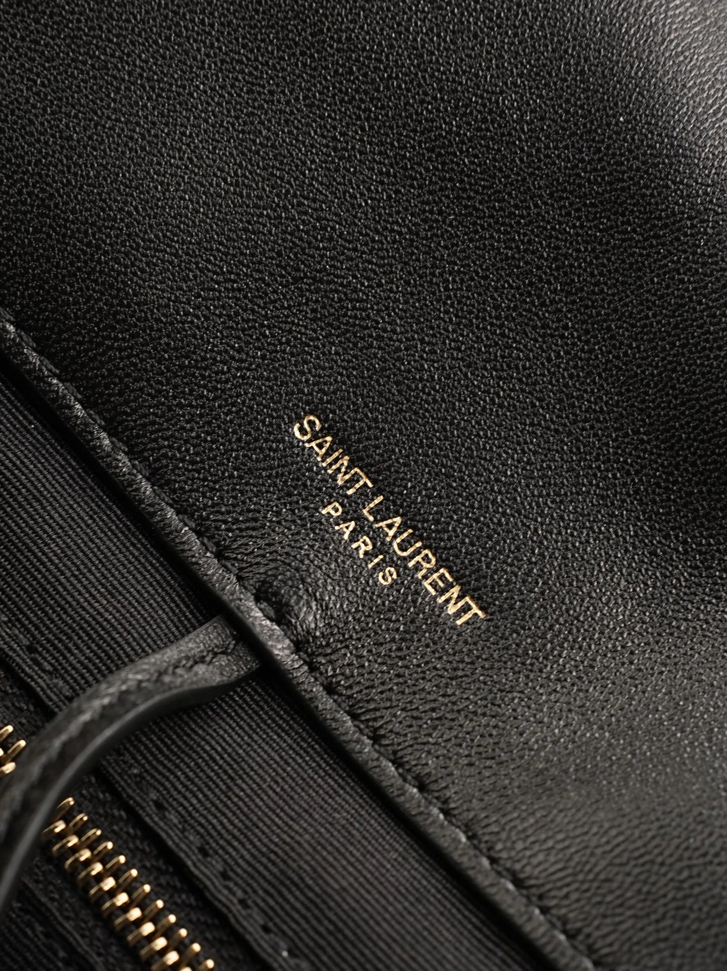 Women's Classic Handbags SAINT LAURENT 17936598