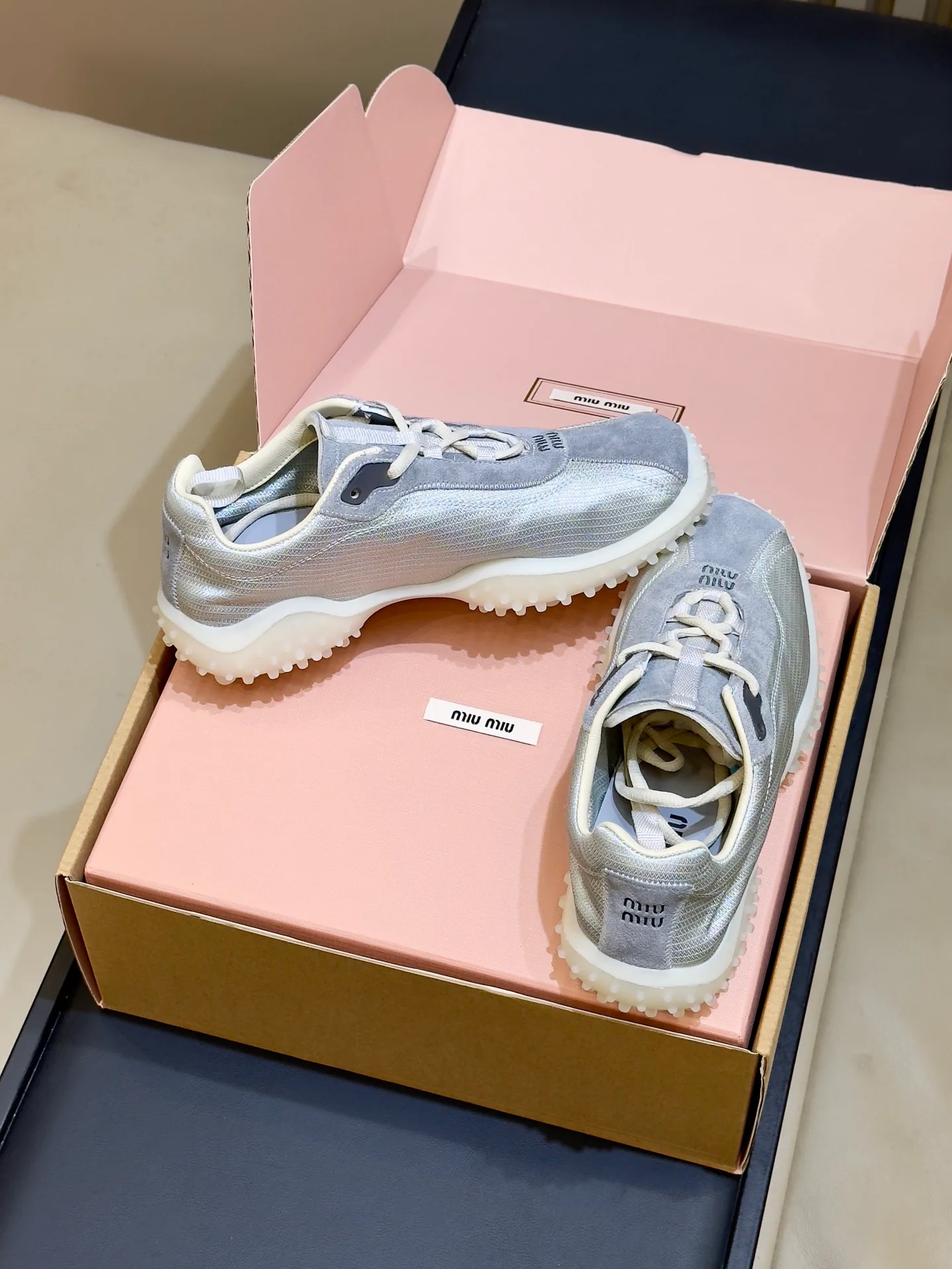 Women's Sneakers MIU MIU 18073297