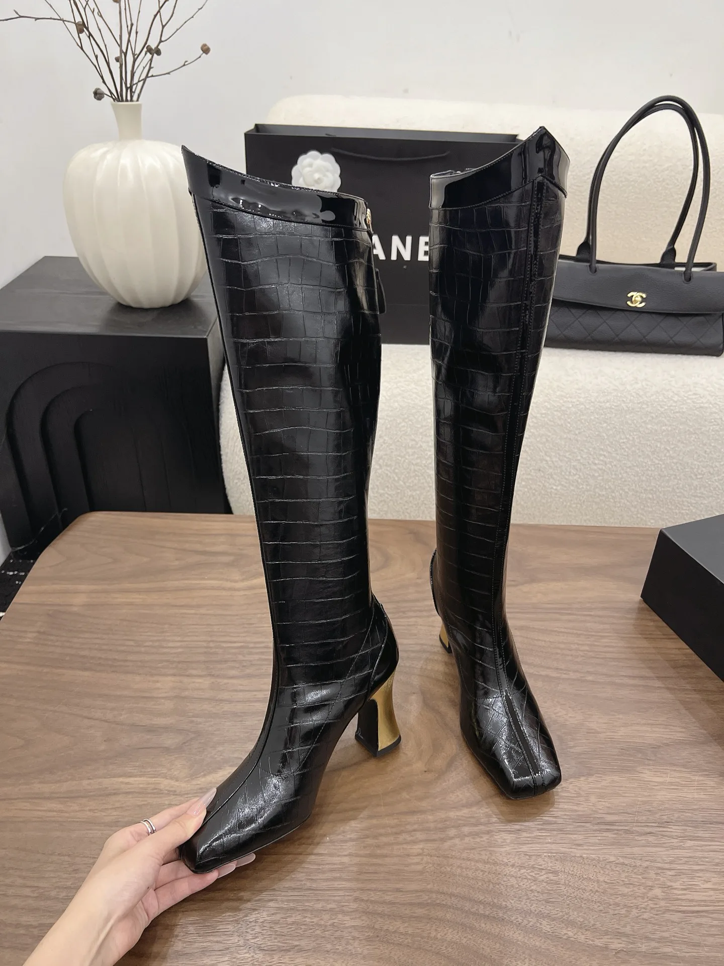 Women's Boots CHANEL 17349804