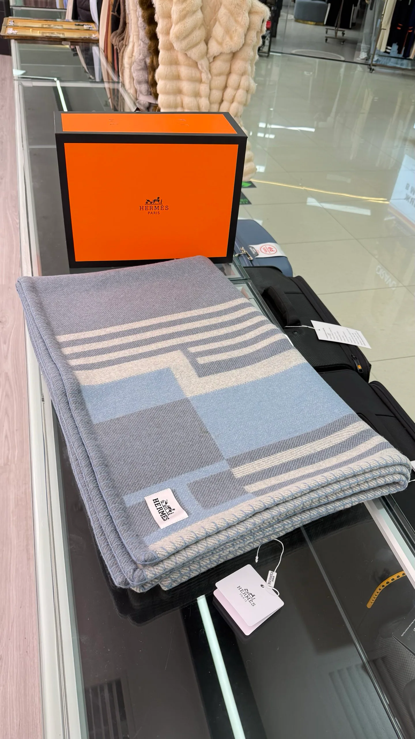 Textiles HERMES 18222658