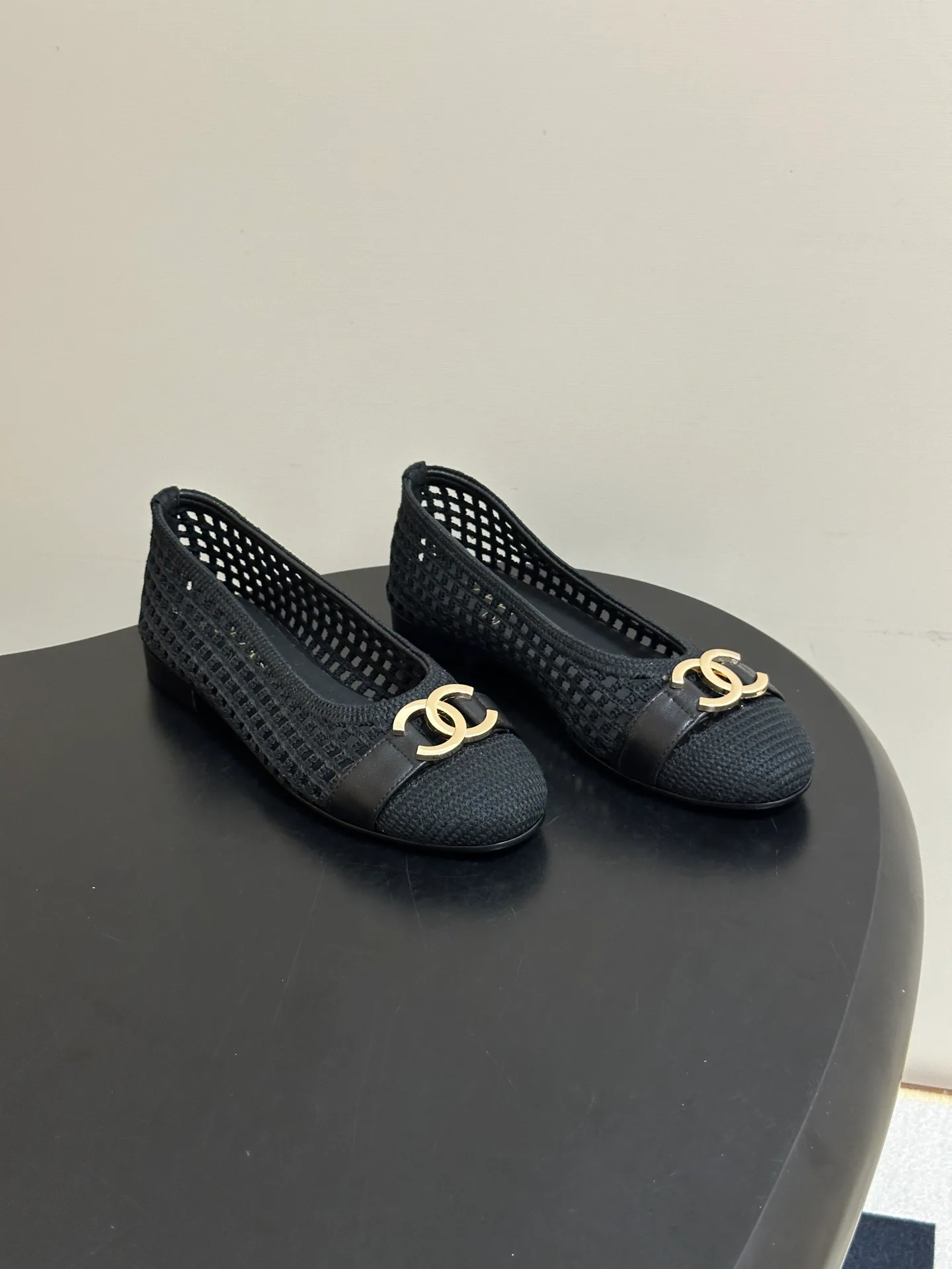 Women's Ballet Flats CHANEL 17403436