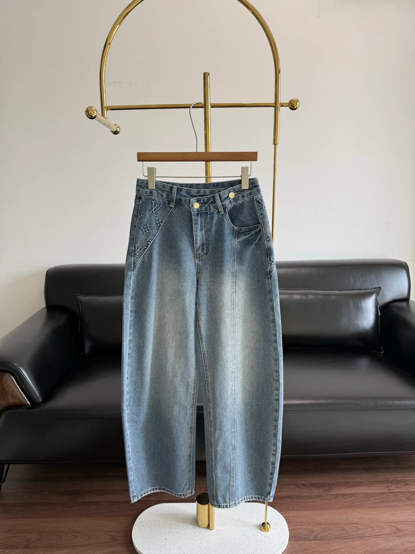 Women's Jeans LOUIS VUITTON 17342409
