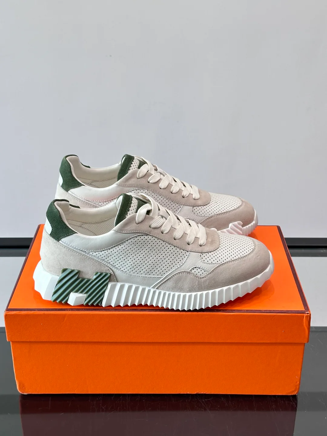 Women's Sneakers HERMES 17439907