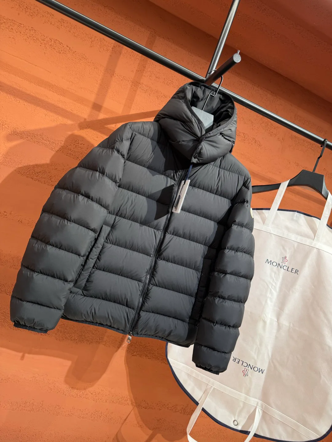 Women's Jackets And Down Jackets MONCLER 18436278