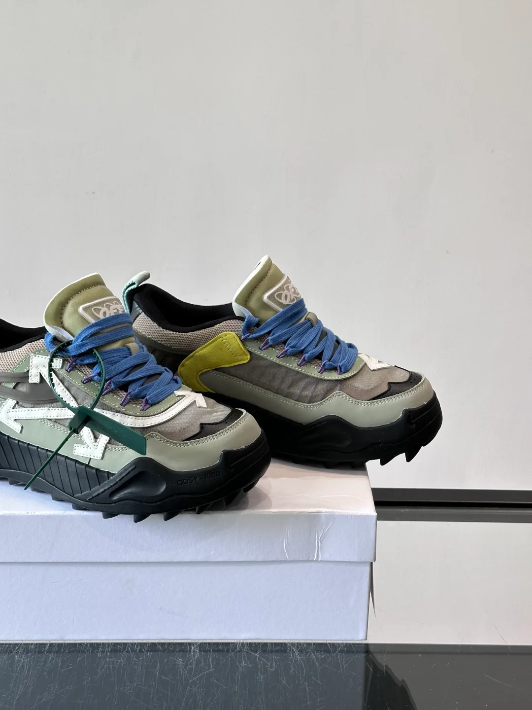 Women's Sneakers OFF-WHITE 17689336