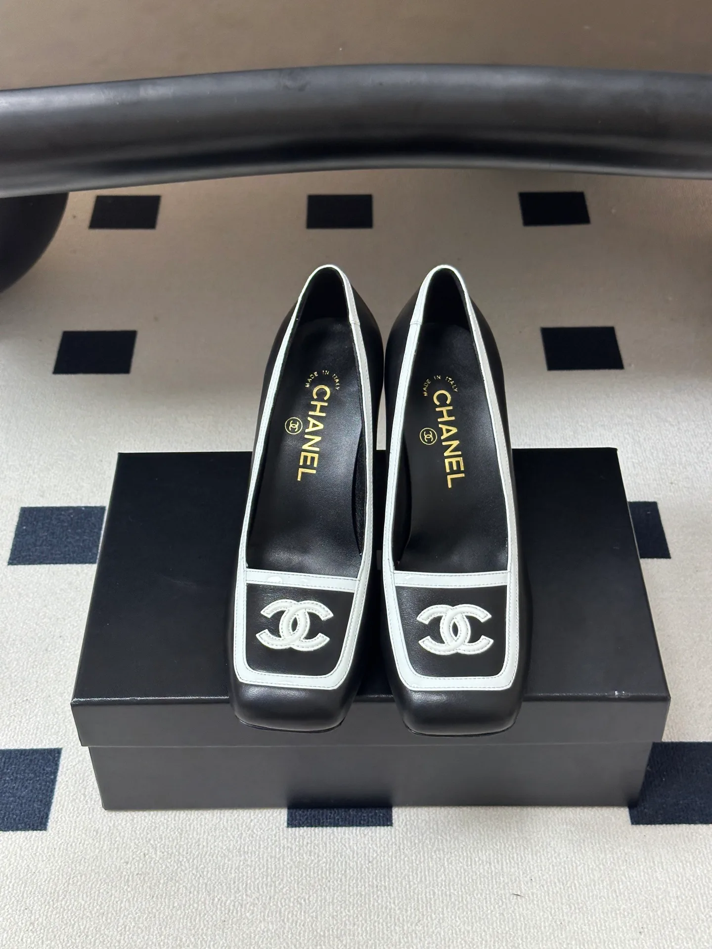 Women's Heels CHANEL 18049712