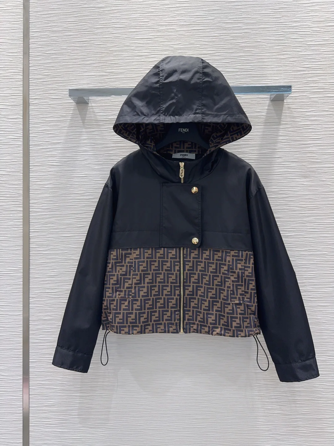 Women's Jackets And Down Jackets FENDI 18388620