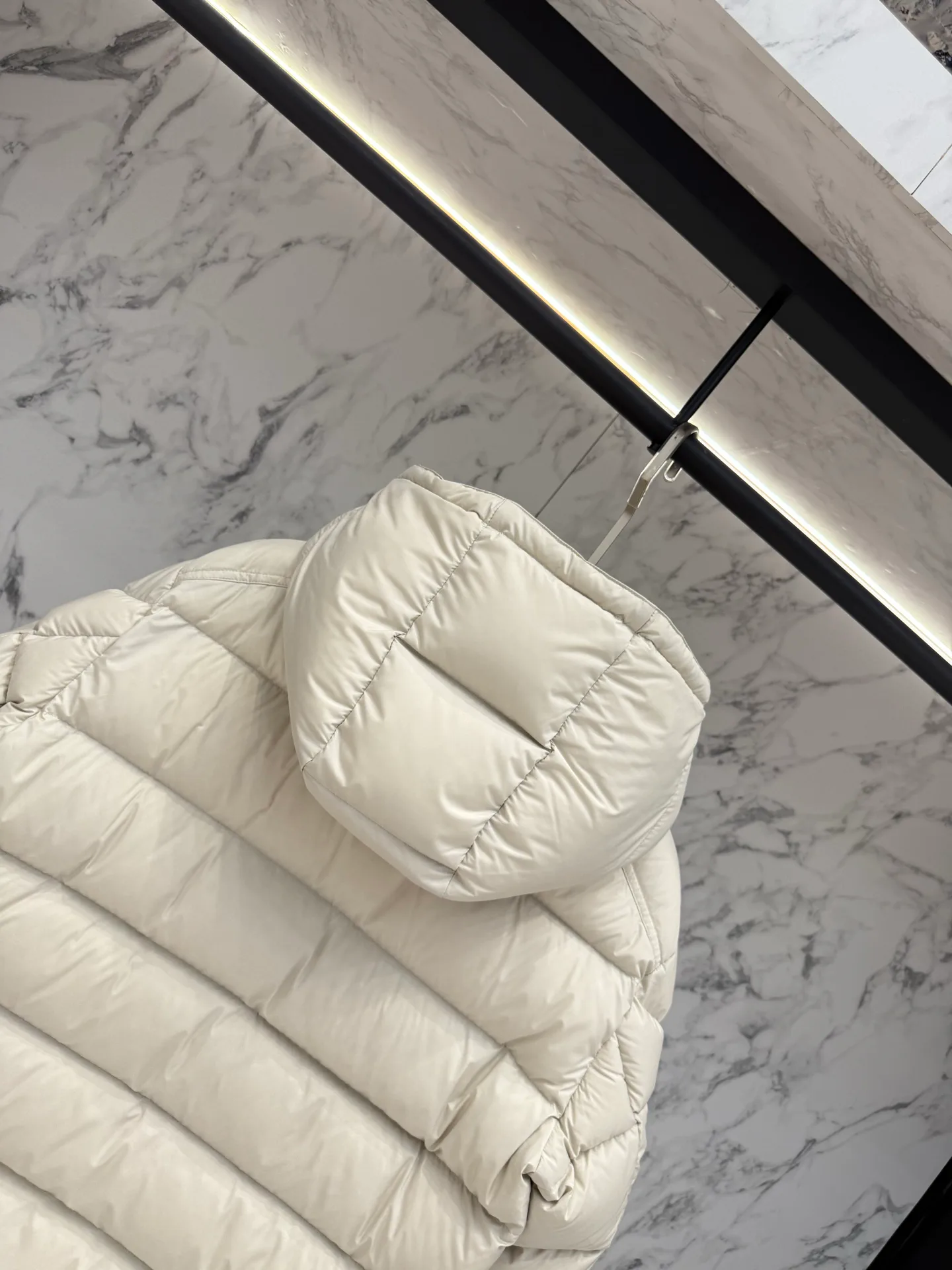 Men's Jackets And Down Jackets MONCLER 18046519