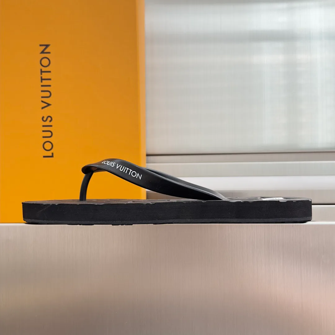 Men's Flip-Flops LOUIS VUITTON 17780712