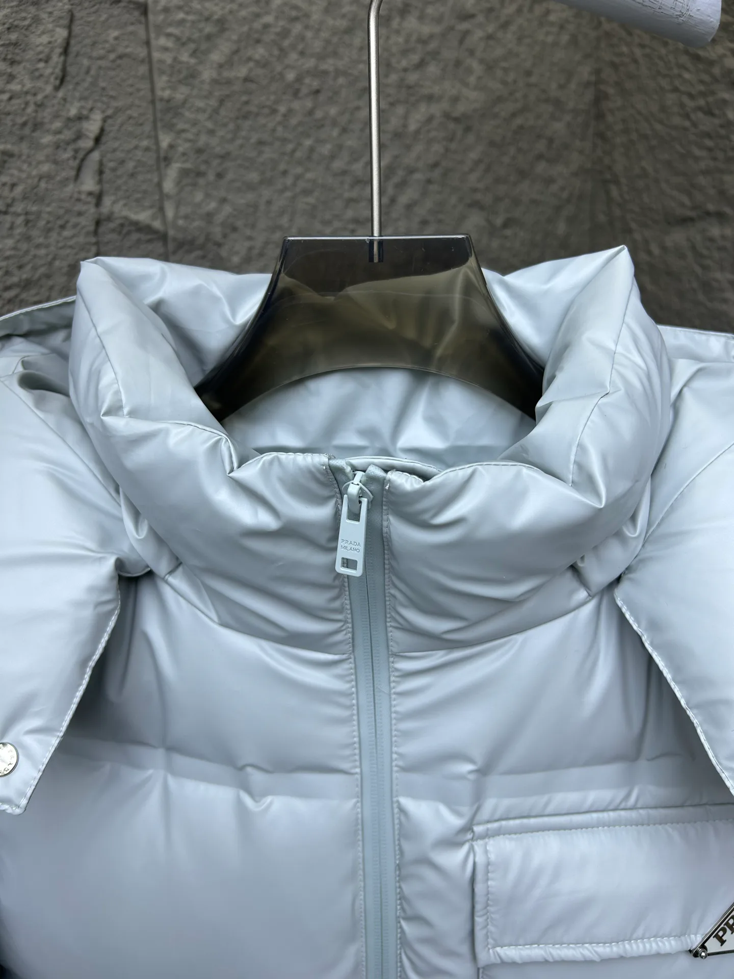 Women's Jackets And Down Jackets PRADA 17932054