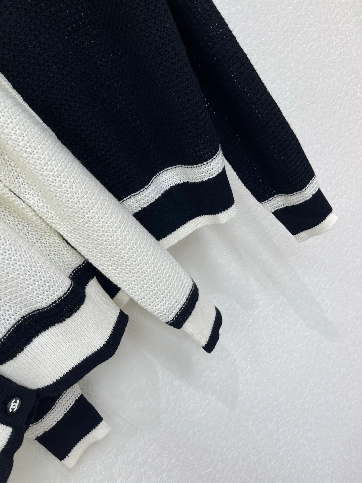 Women's Jumpers And Sweaters CHANEL 18031057