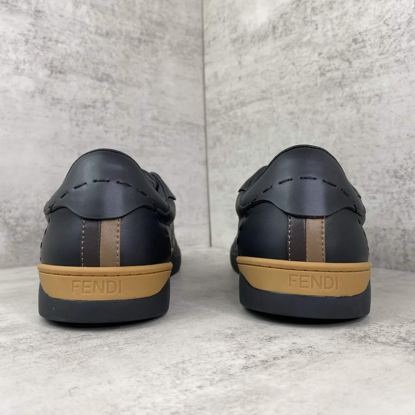 Men's Sneakers FENDI 17829621