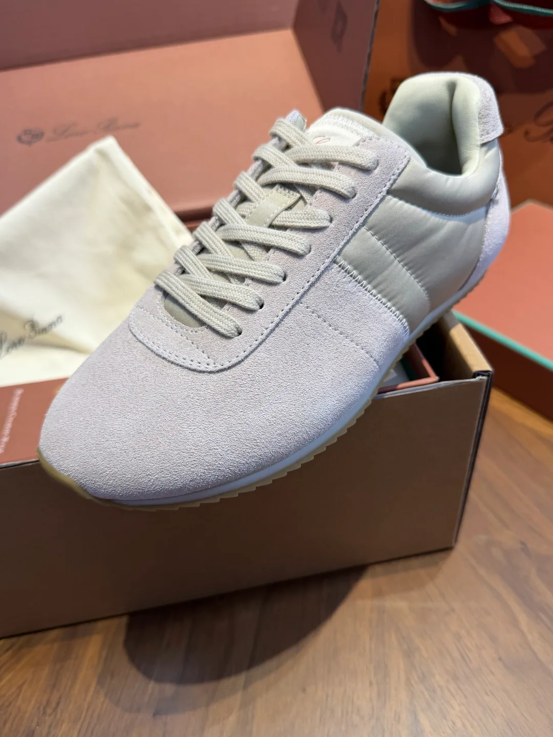 Women's Sneakers LORO PIANA 18468816
