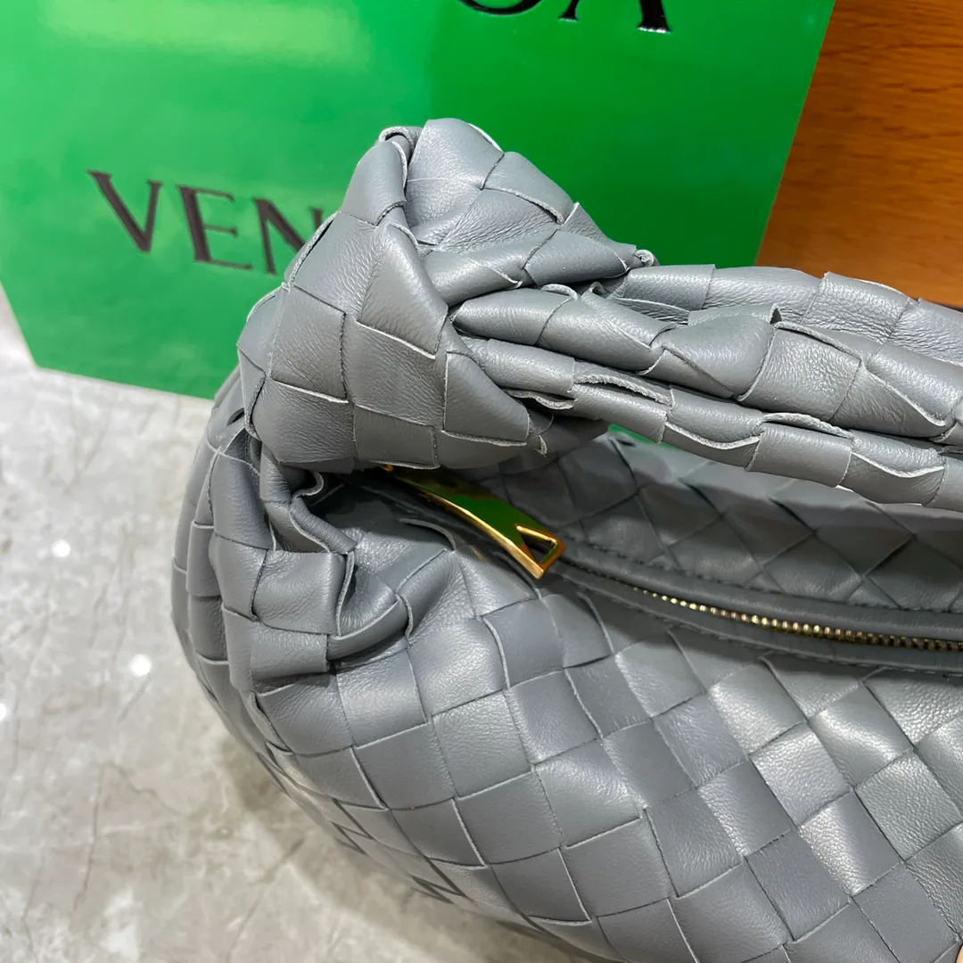 Women's Classic Handbags BOTTEGA VENETA 17489396
