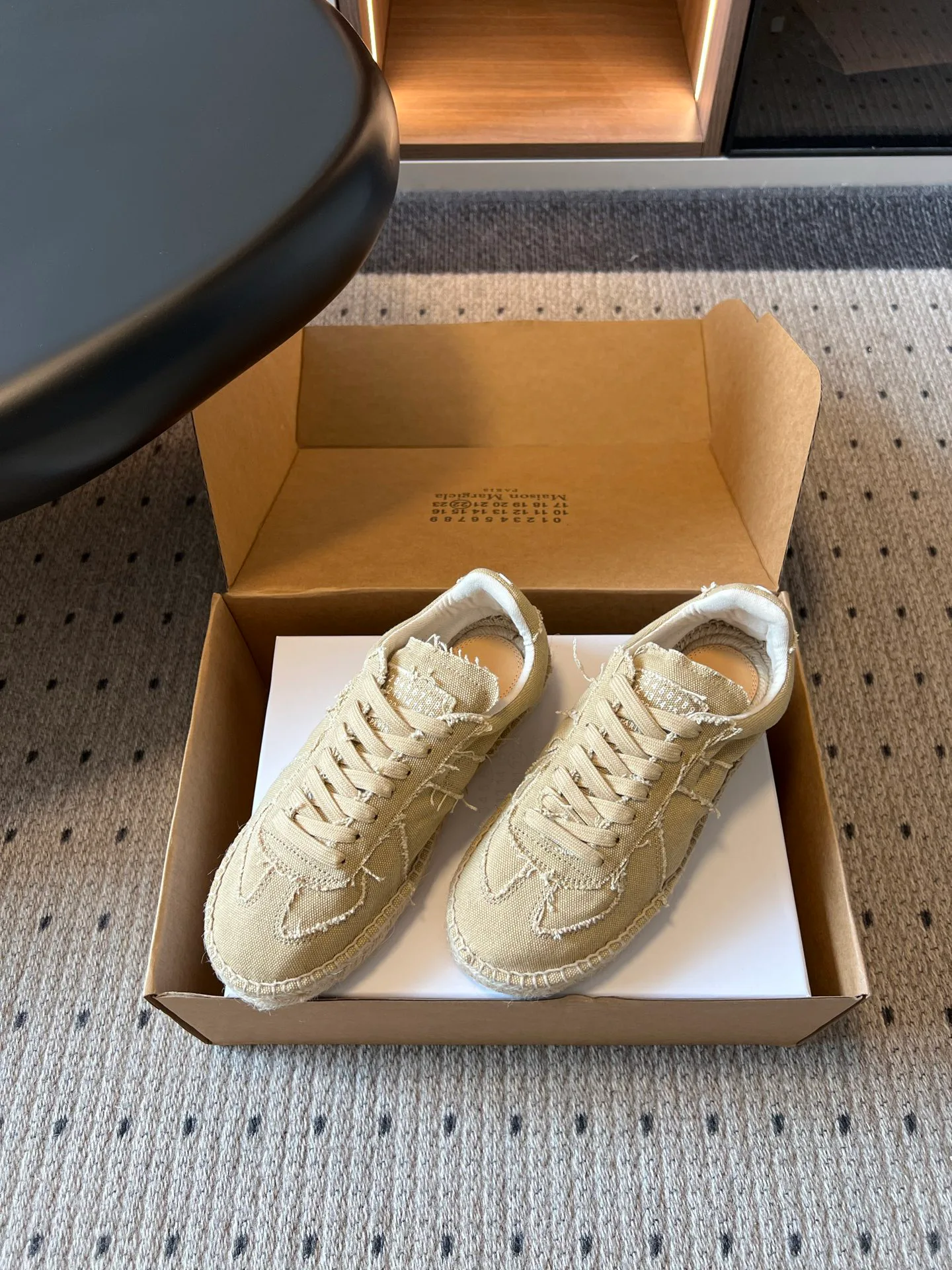 Women's Sneakers MAISON MARGIELA 17523647