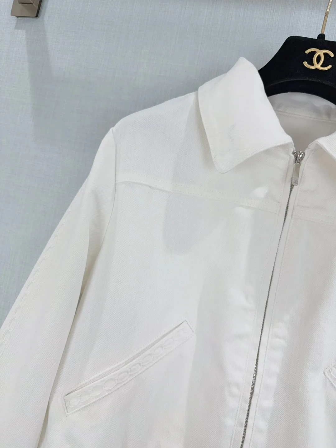Women's Jackets And Down Jackets CHANEL 16887013